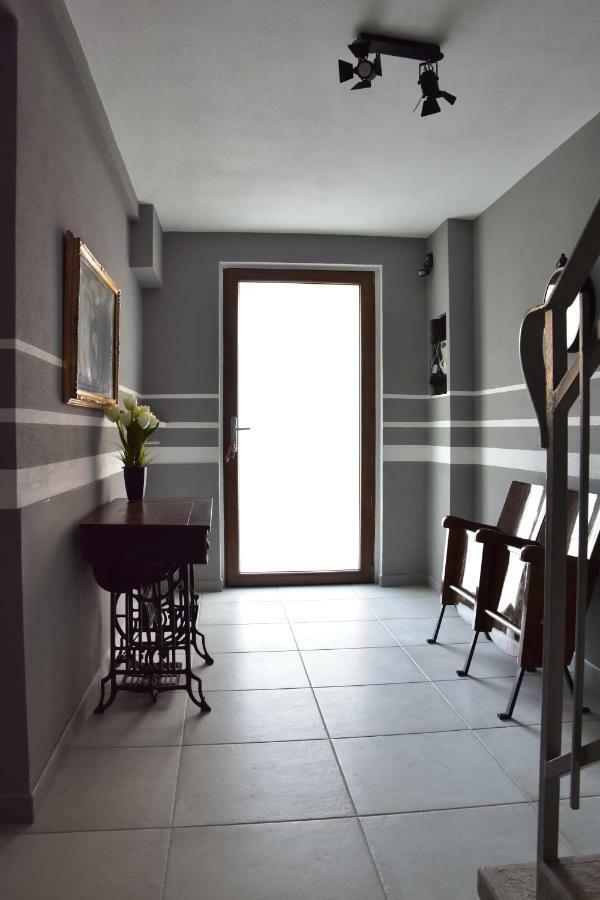 Homelyfeeling Кастелнуово дел Гарда Екстериор снимка